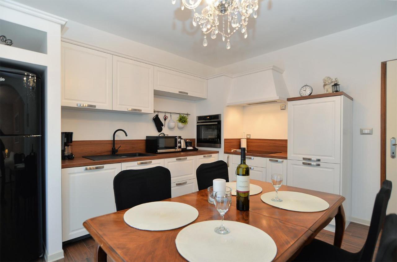 Apartments Marija 1089 Porec Ngoại thất bức ảnh